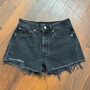 Levis cutoff black denim shorts